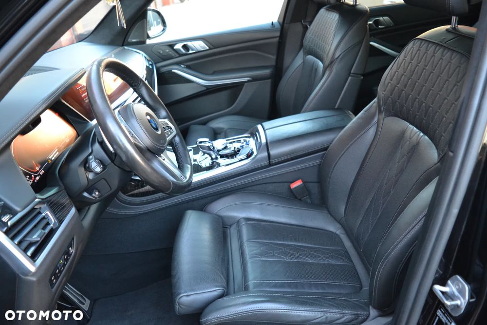 BMW X7 - 17