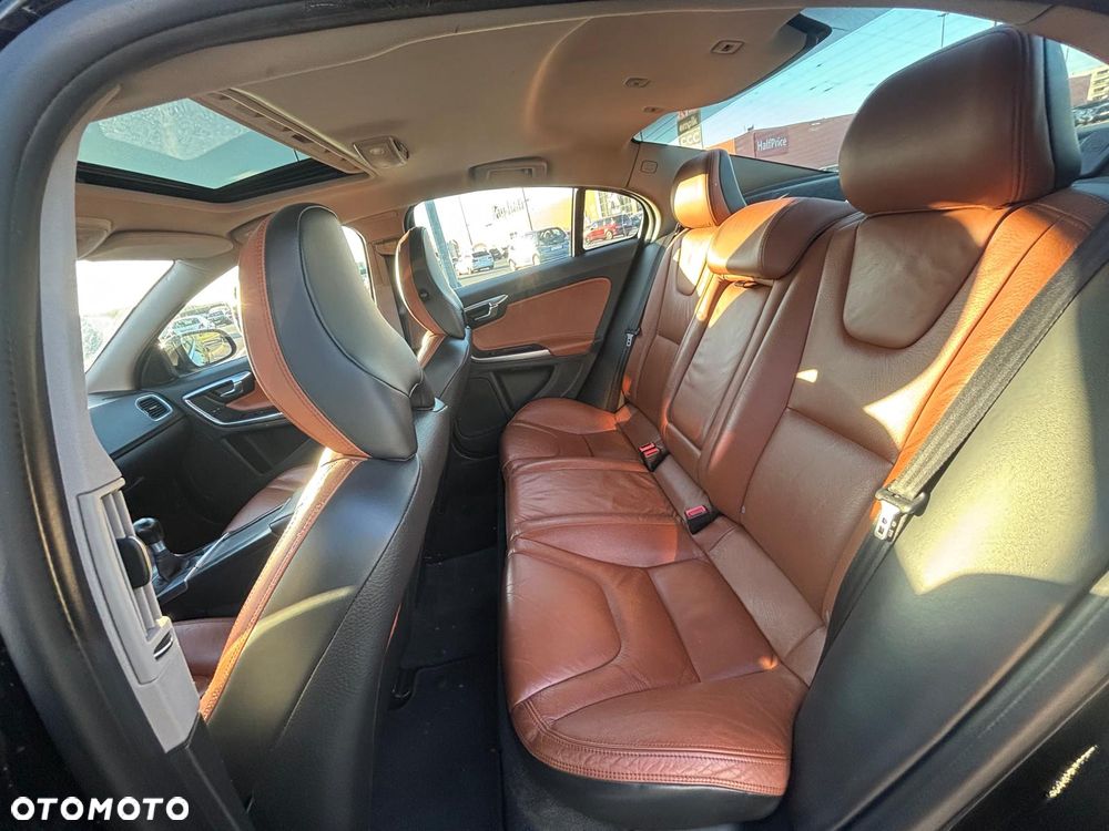 Volvo S60 T3 - 9