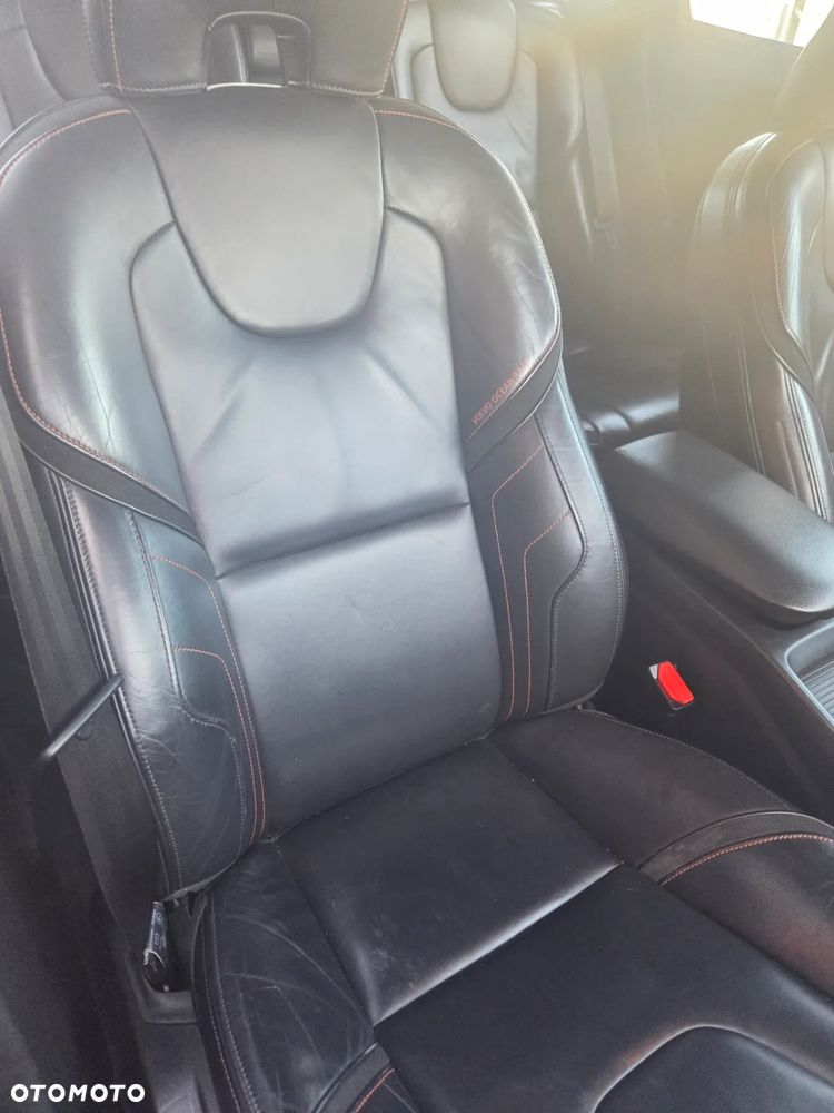 Volvo V40 T3 Ocean Race - 18