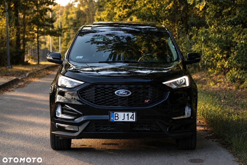 Ford Edge - 2