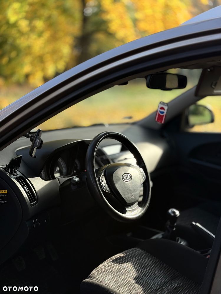 Kia Ceed Cee'd 1.6 Crdi Comfort + - 16