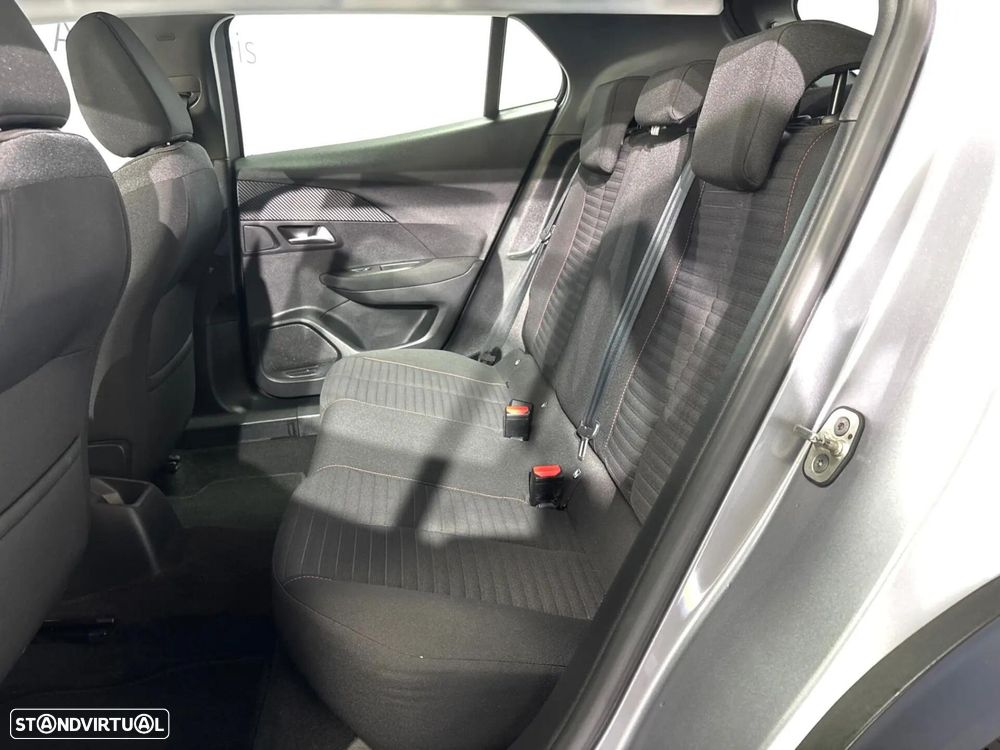 Peugeot 2008 1.2 PureTech Active - 12