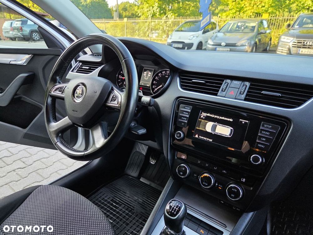 Skoda Octavia 2.0 TDI Elegance - 28