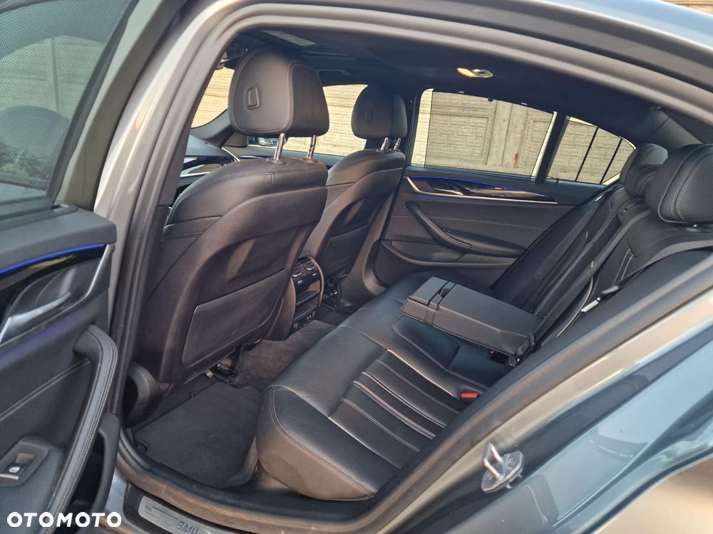 BMW Seria 5 530e iPerformance Sport Line sport - 18