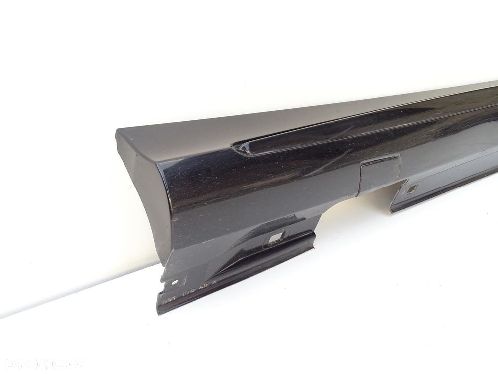 LISTWA NAKŁADKA PROGU PROGOWA AMG 001176882 MERCEDES W176 A-KLASA 191 - 2