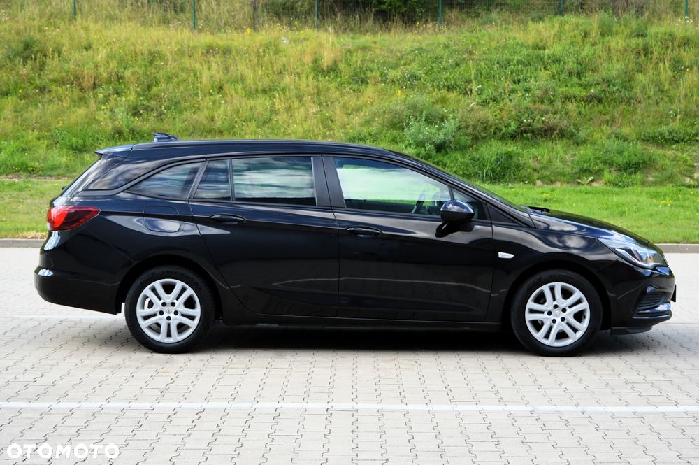 Opel Astra 1.6 D (CDTI) Dynamic - 27