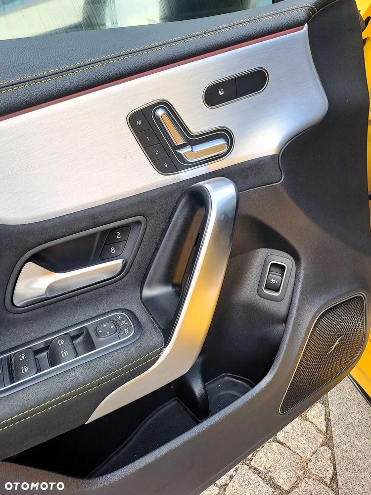 Mercedes-Benz CLA AMG 45 S 4-Matic+ 8G-DCT - 19