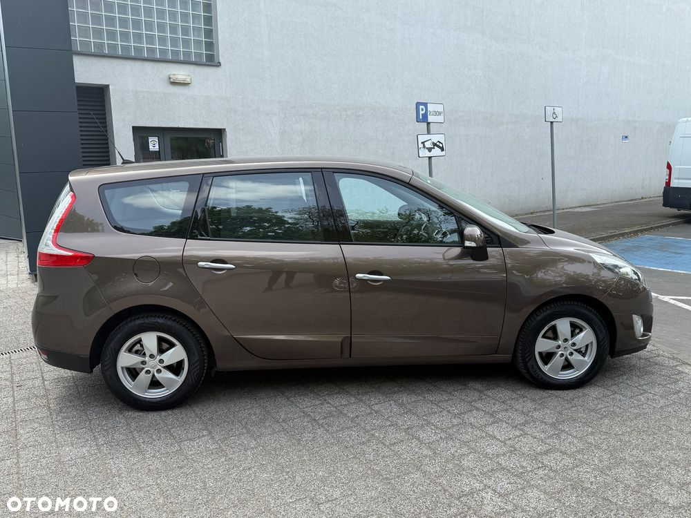 Renault Grand Scenic 2.0 16V 140 CVT Dynamique - 15