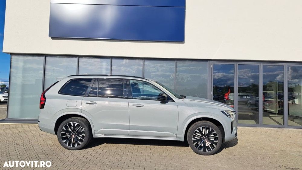Volvo XC 90 T8 AWD PHEV Plus Dark - 3