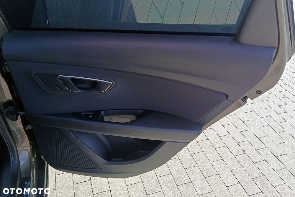 Seat Leon 2.0 TDI FR S&S DSG - 33