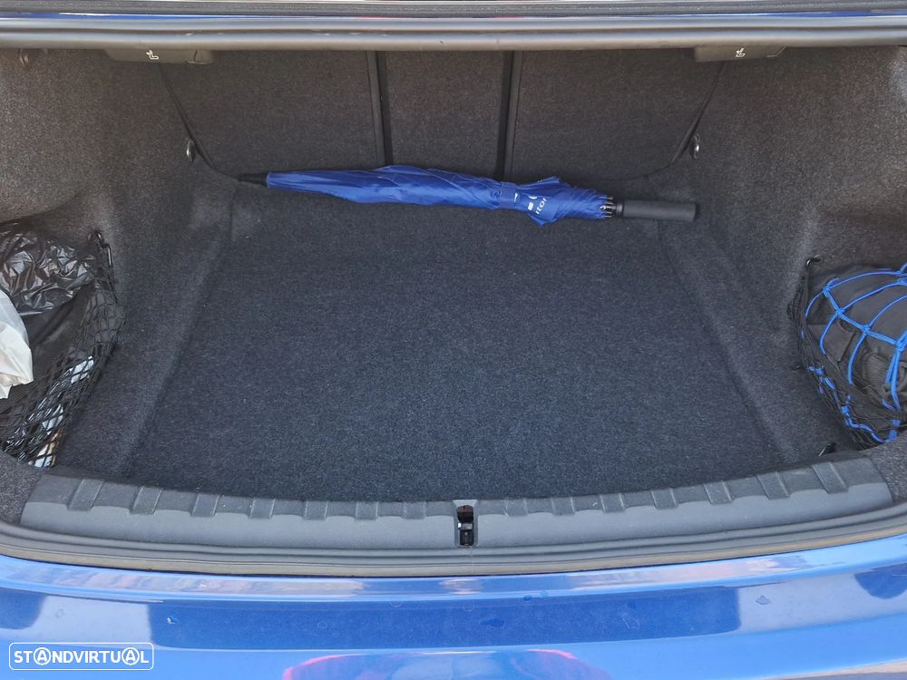 BMW 330 i Pack M Auto - 54