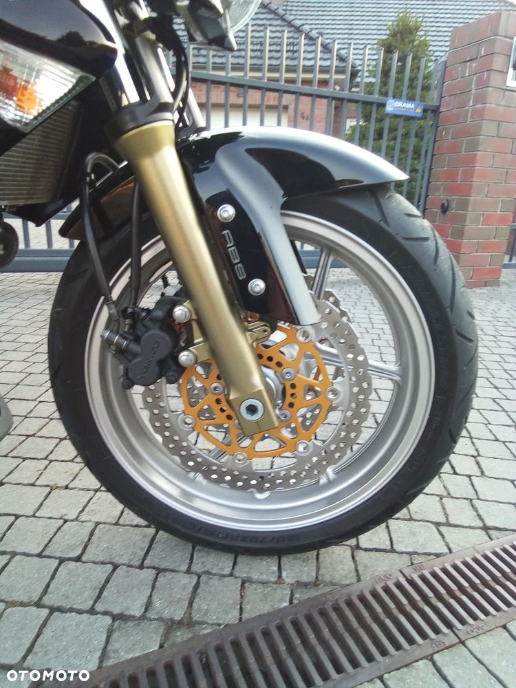Kawasaki ER - 16