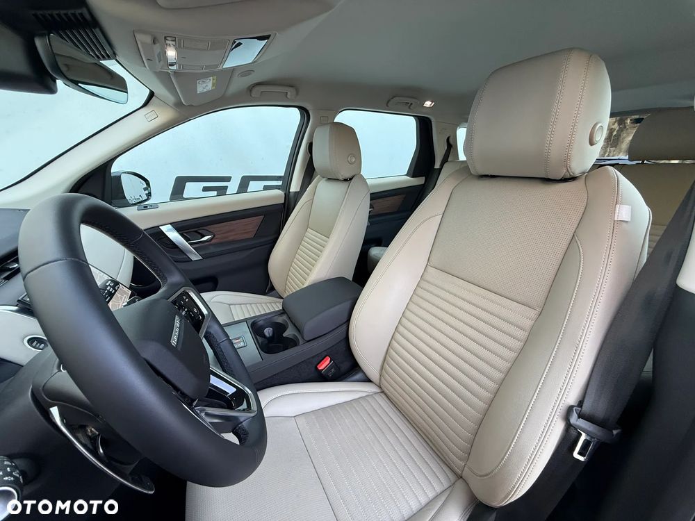 Land Rover Discovery Sport D200 - 13