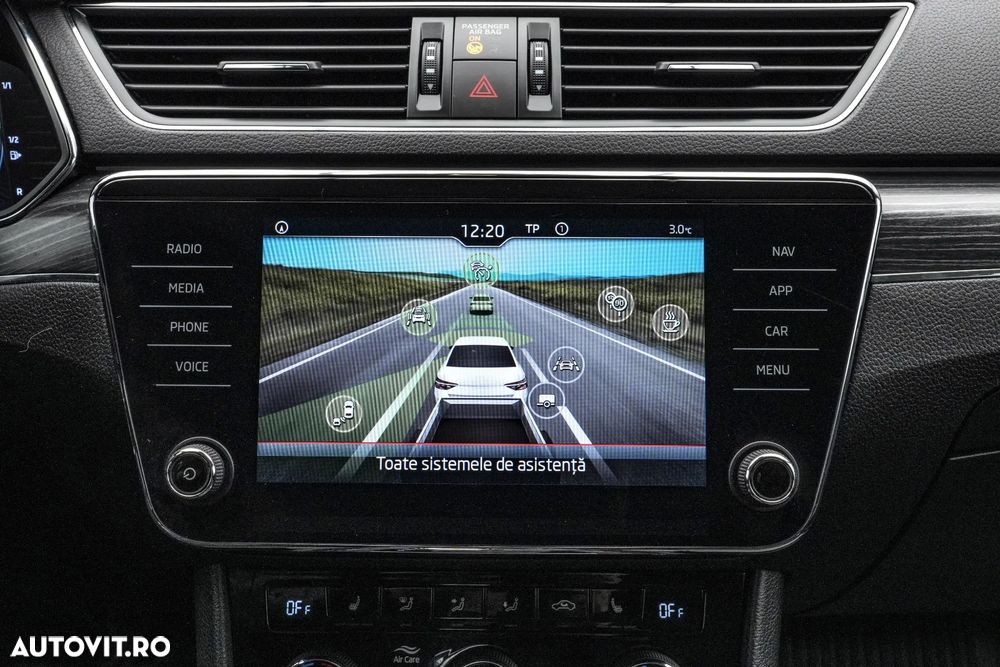 Skoda Superb 2.0 TDI DSG Ambition - 23