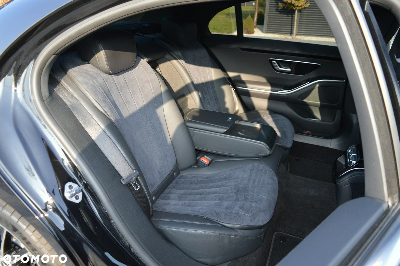 Mercedes-Benz Klasa S 400 d 4-Matic L 9G-TRONIC - 22