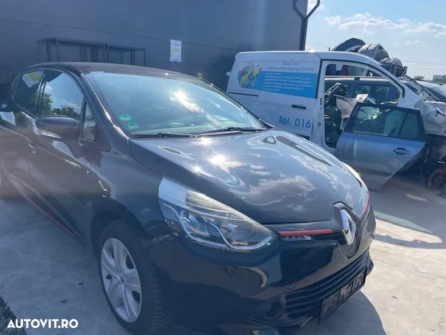 Dezmembrez Renault Clio 4 2015 1.2 benzina - 3