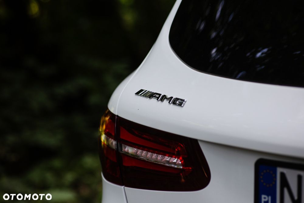 Mercedes-Benz GLC AMG 43 4Matic 9G-TRONIC - 19