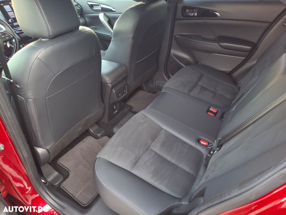 Mitsubishi Eclipse-Cross - 16