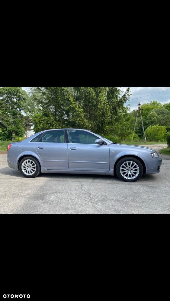 Audi A4 Limousine - 6