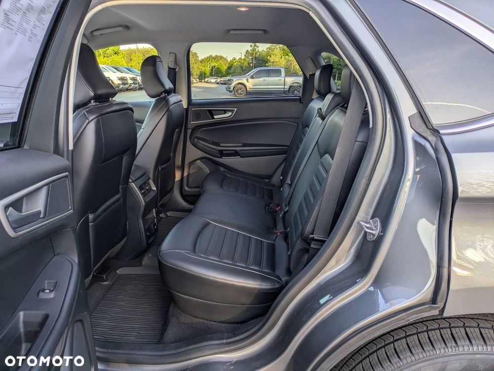 Ford Edge - 24