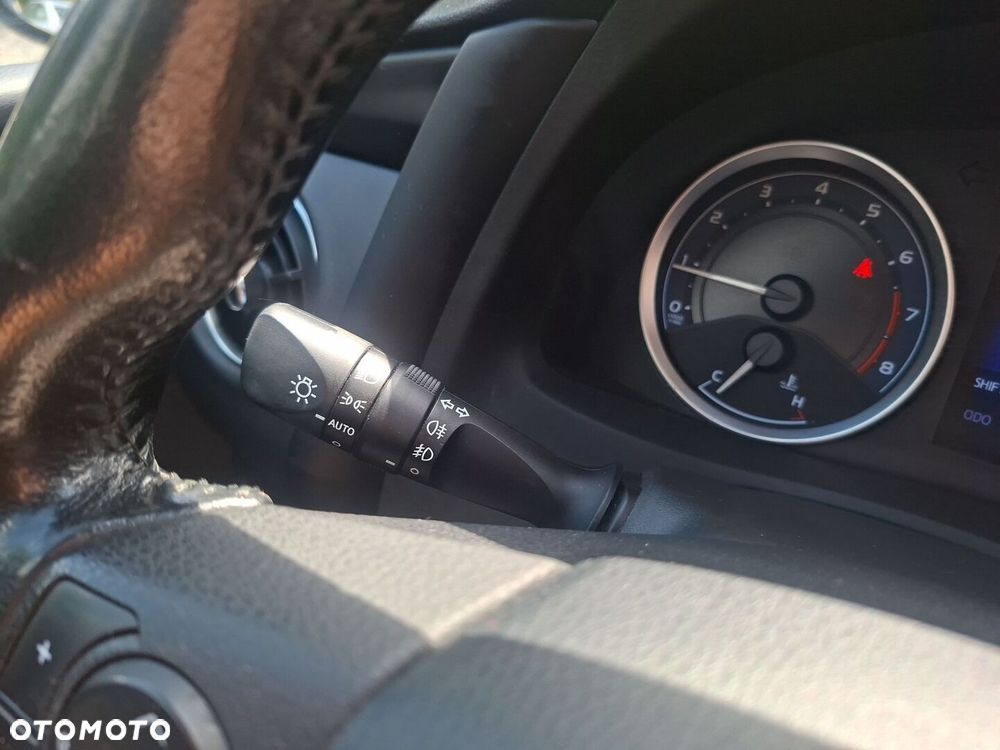 Toyota Corolla - 19