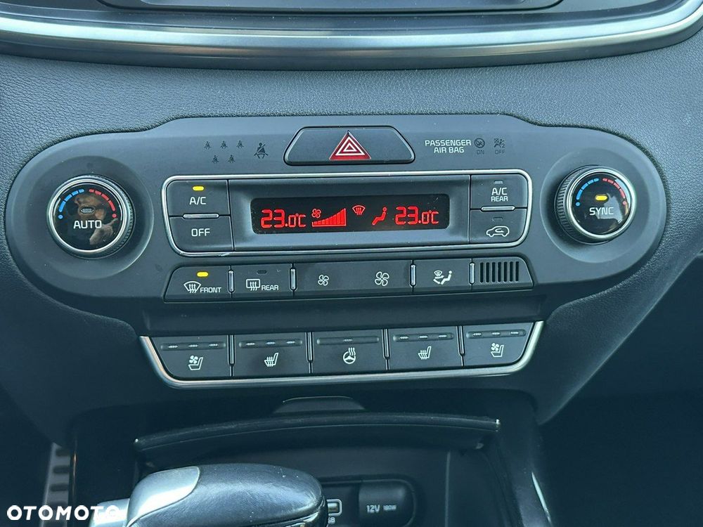 Kia Sorento - 30