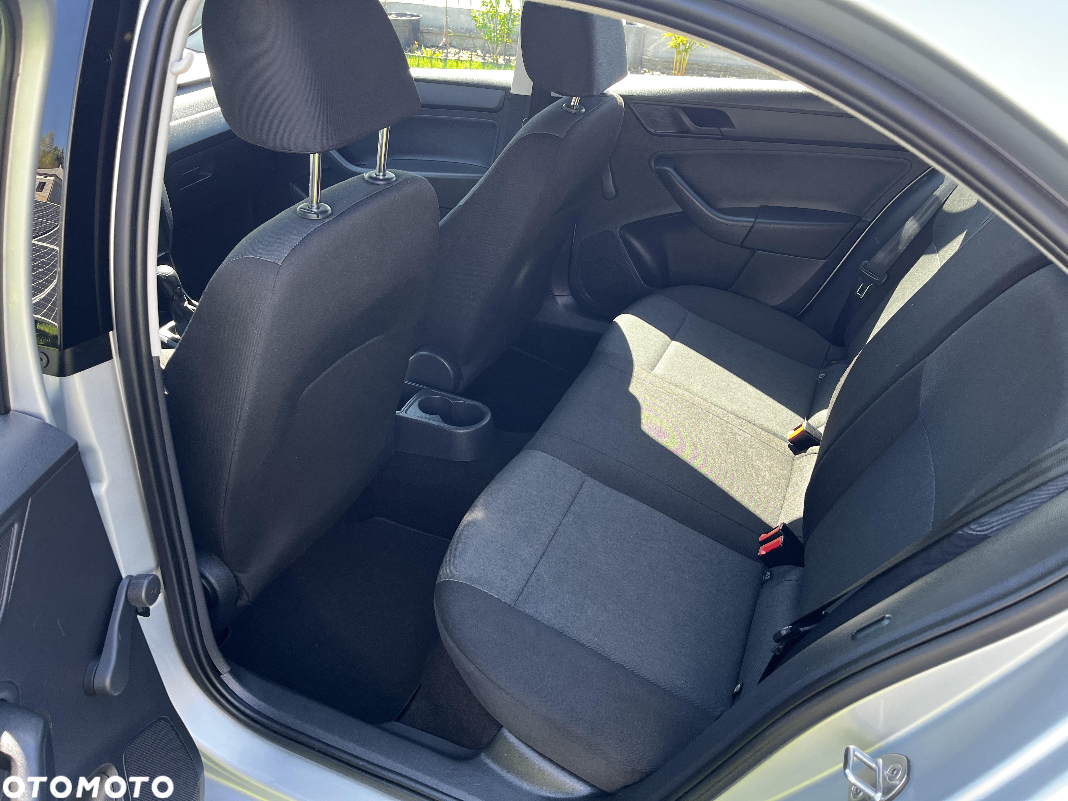 Skoda RAPID 1.2 TSI Edition - 10