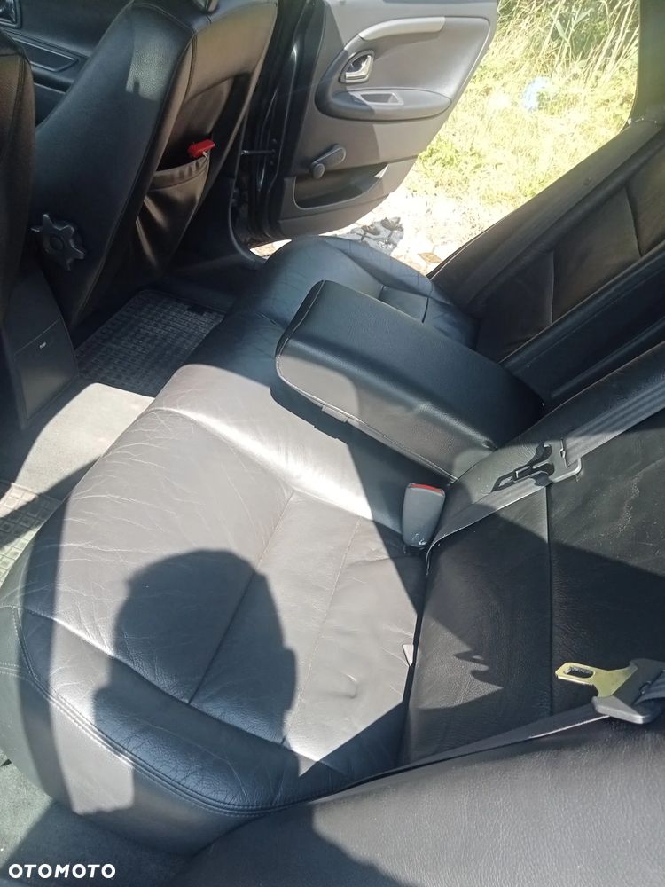 Volvo V40 1.8 Elegance - 6