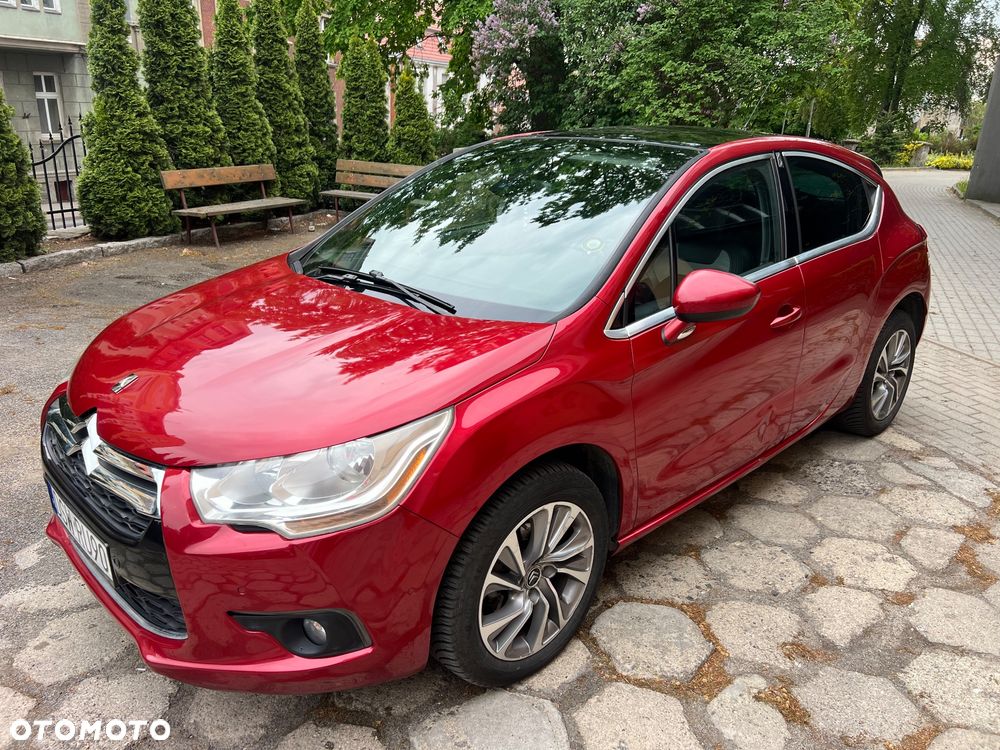 Citroën DS4 HDi 110 SoChic - 3