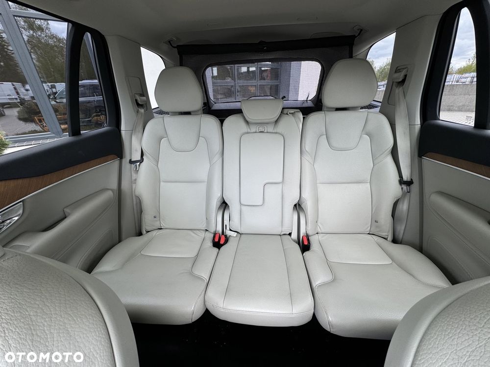Volvo XC 90 B5 D AWD Momentum Pro - 15