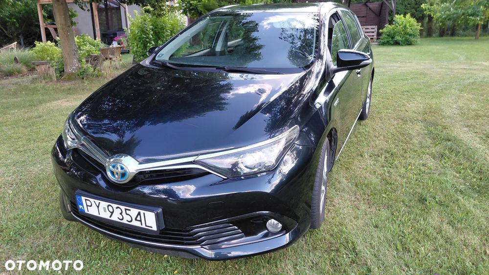 Toyota Auris 1.8 HSD Luna - 10