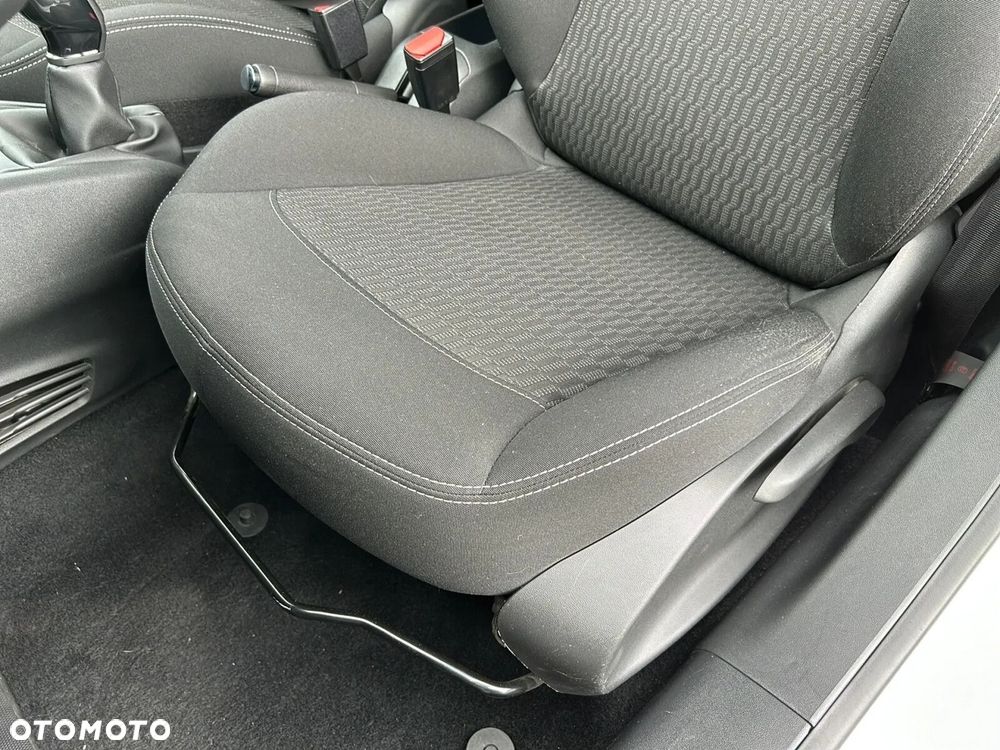 Peugeot 208 1.2 PureTech Style - 19