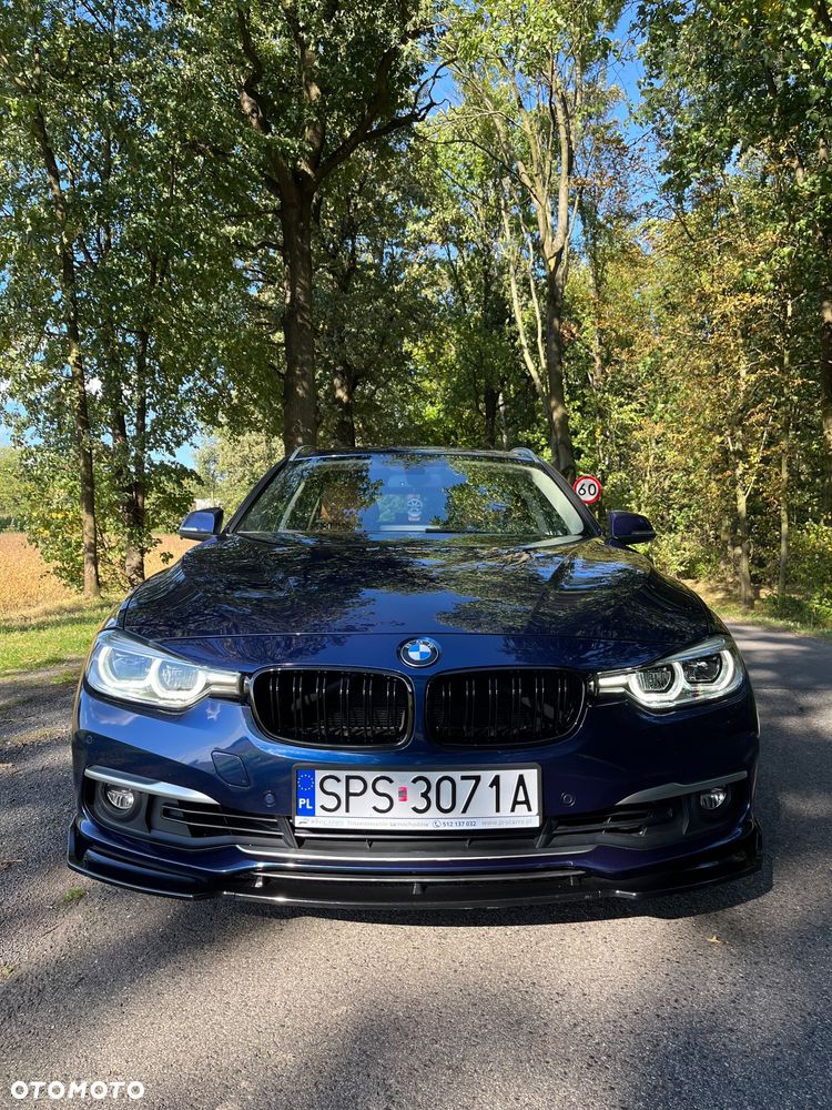 BMW Seria 3 320i xDrive Luxury Line - 28