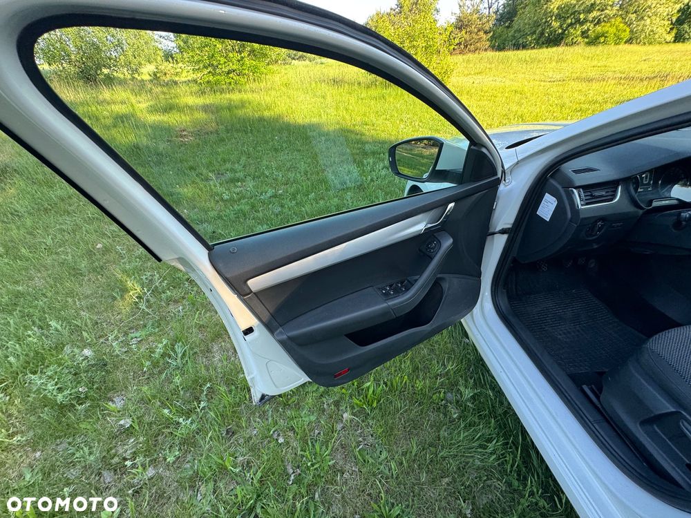 Skoda Octavia 1.6 TDI Ambition - 7