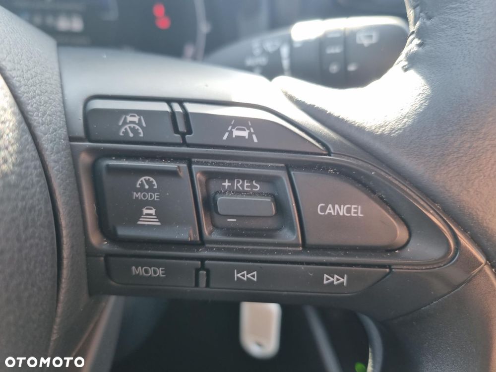 Toyota Yaris Hybrid 1.5 Style - 27