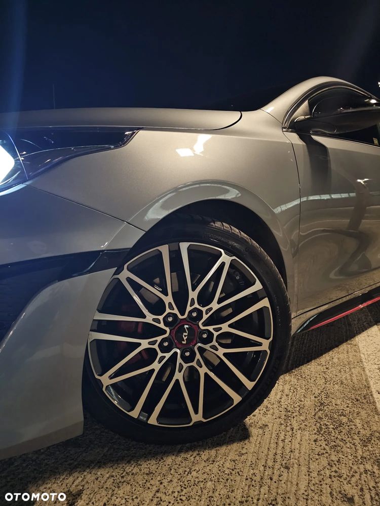 Kia ProCeed 1.6 T-GDI GT DCT - 18