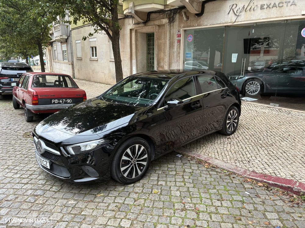 Mercedes-Benz A 250 e Style Plus - 25