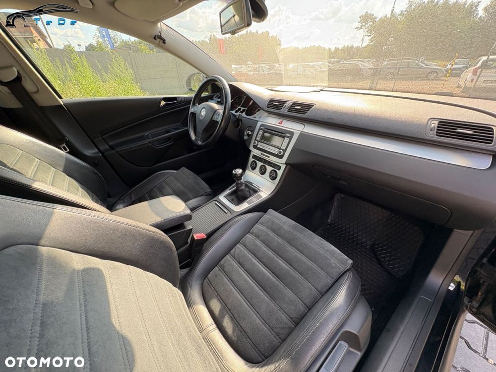 Volkswagen Passat Variant 2.0 TDI DPF 4Mot Highline - 34