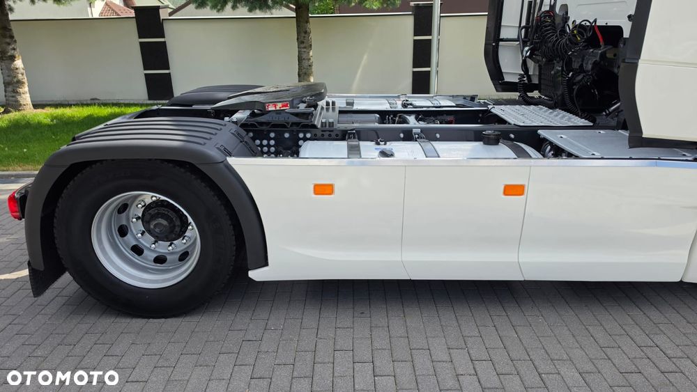 Scania ///R500///2023///RETARDER/// FULL LED///ZABUDOWY MIĘDZYOSIOWE/// KLIMATYZACJA POSTOJOWA///NAWIGACJA/// RADARY///WAGA///STAN BARDZO DOBRY - 11