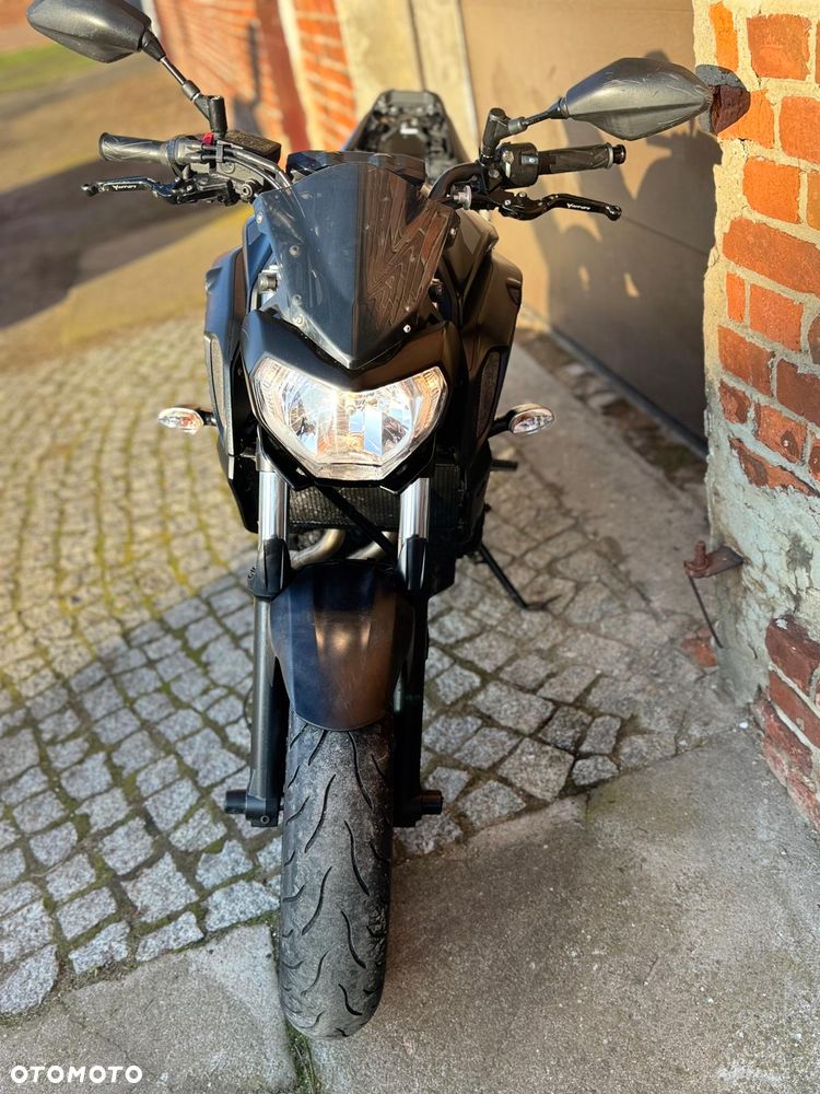Yamaha MT - 2