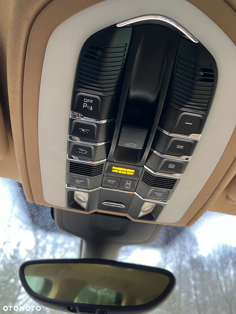 Porsche Cayenne S Tiptronic S - 8