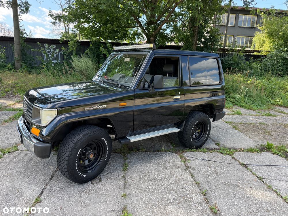 Toyota Land Cruiser LJ70 - 2