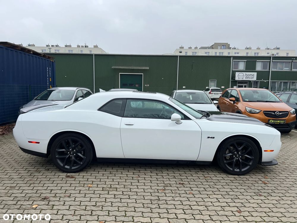 Dodge Challenger 5.7 R/T - 9