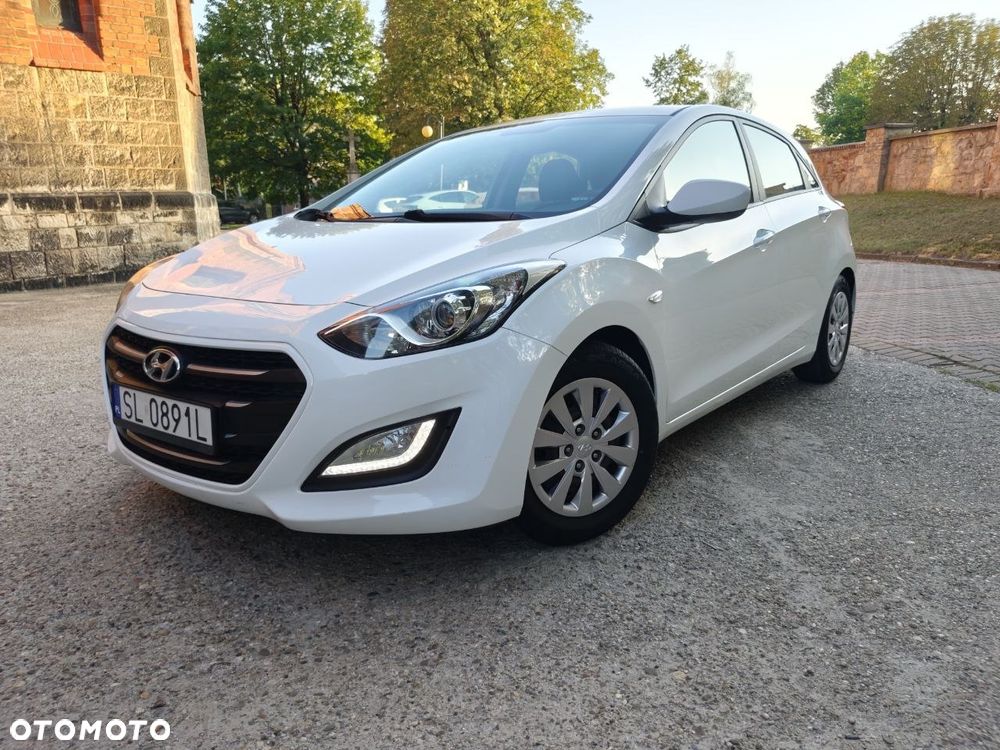 Hyundai i30 blue 1.4 Style - 33