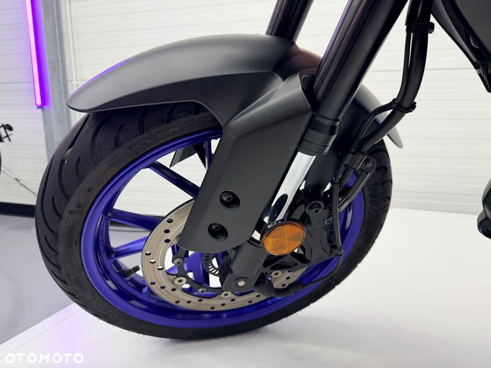 Yamaha MT - 18