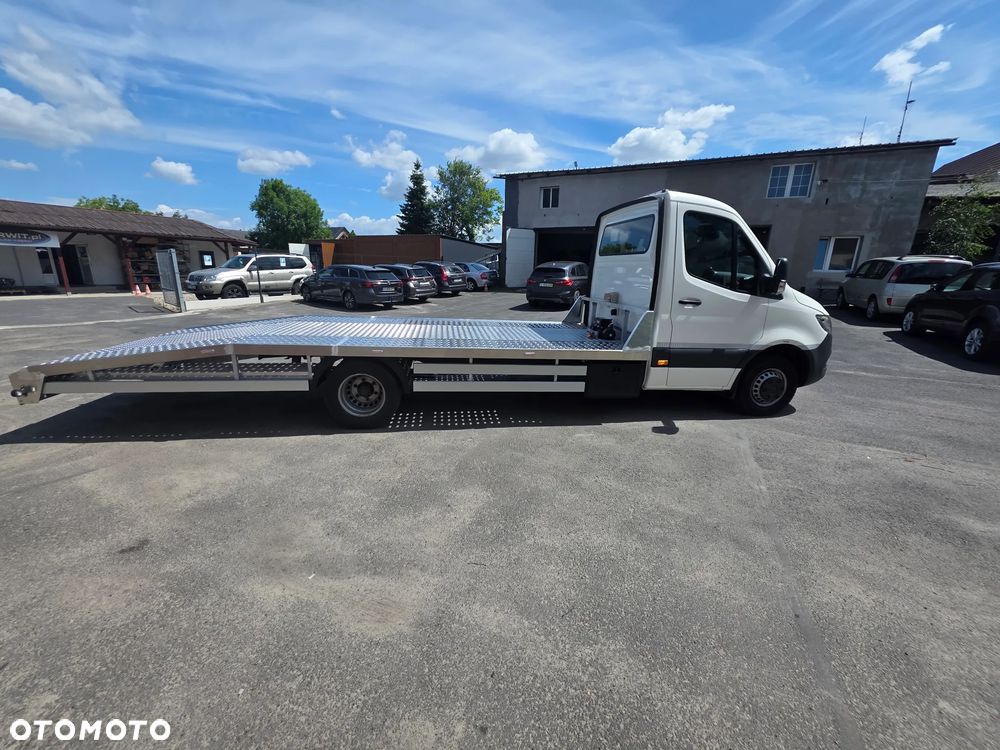 Mercedes-Benz Sprinter - 8