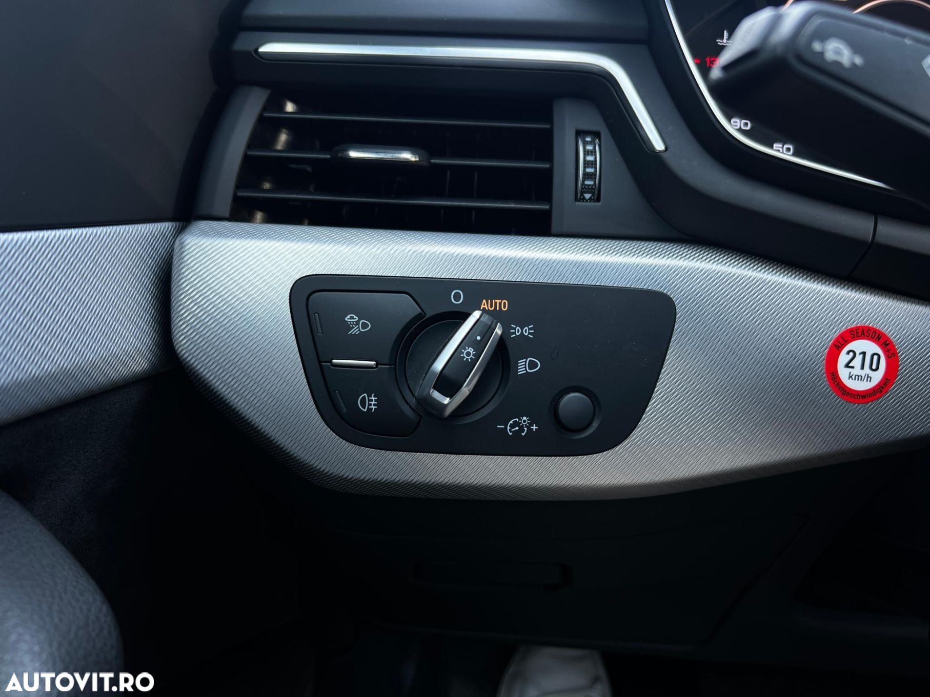Audi A4 Avant 2.0 TDI S tronic Sport - 23