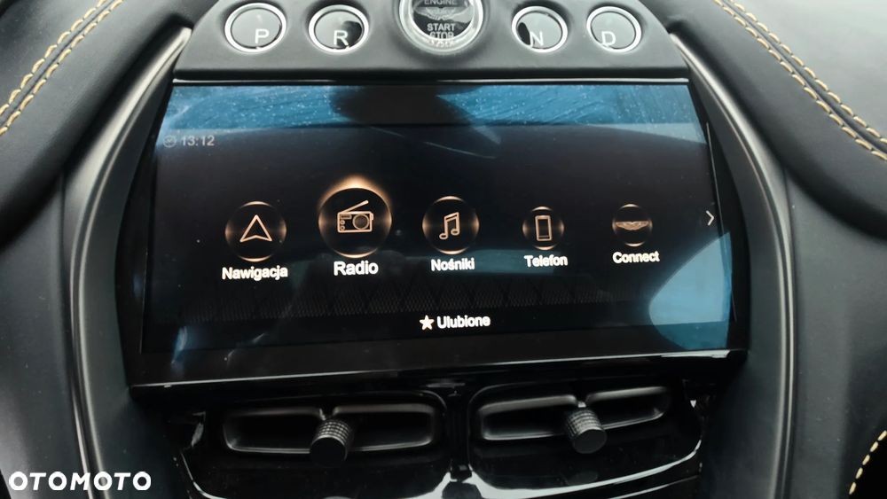 Aston Martin DBX - 20