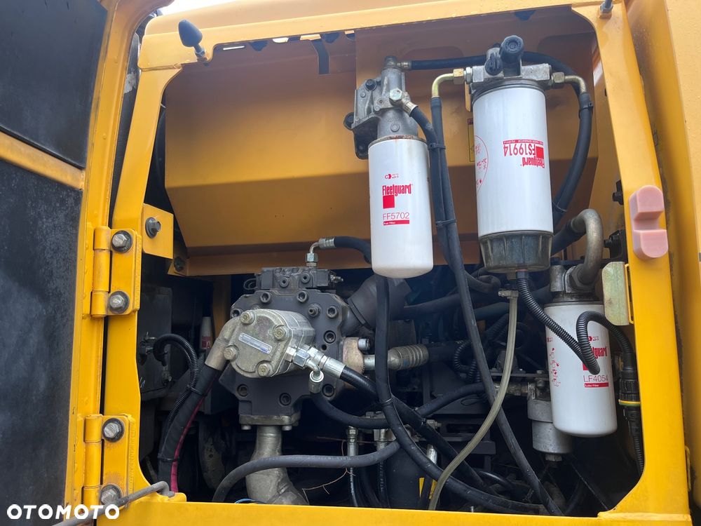 Volvo EW140C - 19