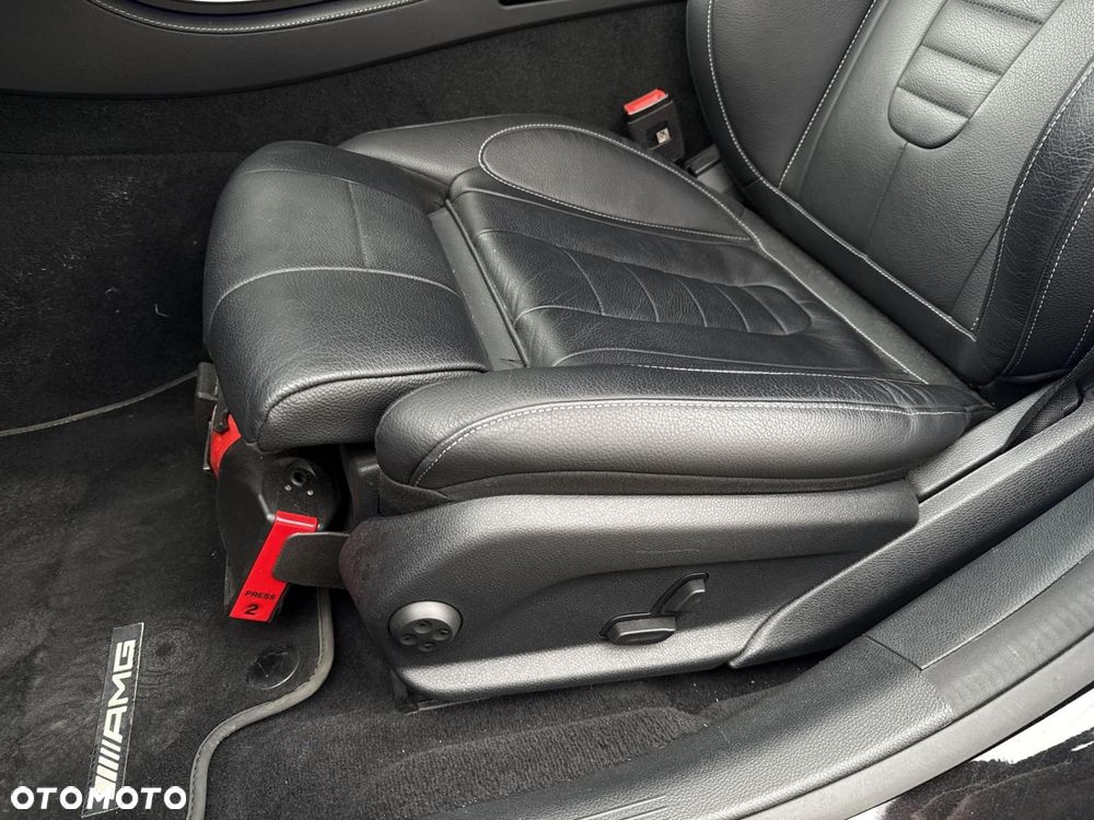 Mercedes-Benz CLS - 13